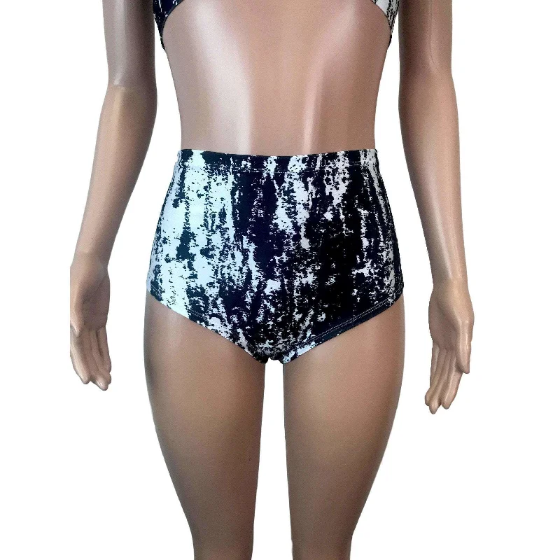 High Waist Hot Pants - Black & White Chic Capri Pants