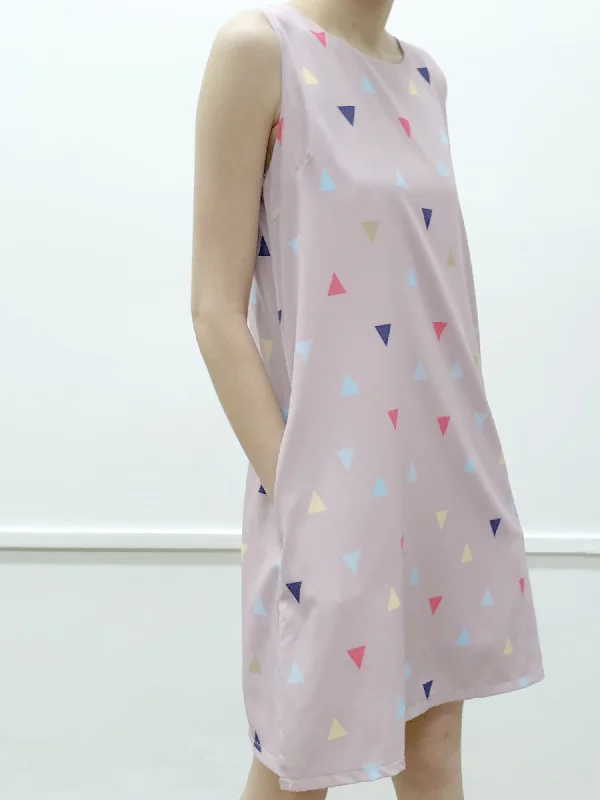 Triangle Print Shift Dress (Non-returnable)