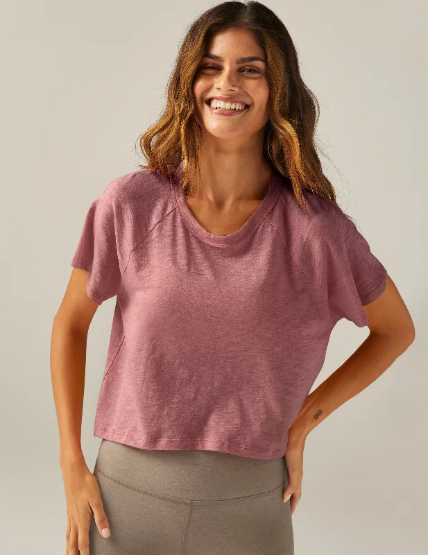Signature High Low Cropped Tee Cozy Warm Stylish