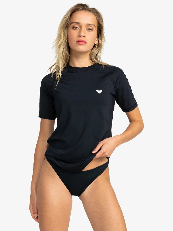 Womens Essential Short Sleeve UPF 50 Surf T-Shirt Welt Pockets Slit Pockets