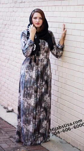 Laura Maxi Dress Trendy Maxi Dress with Straps