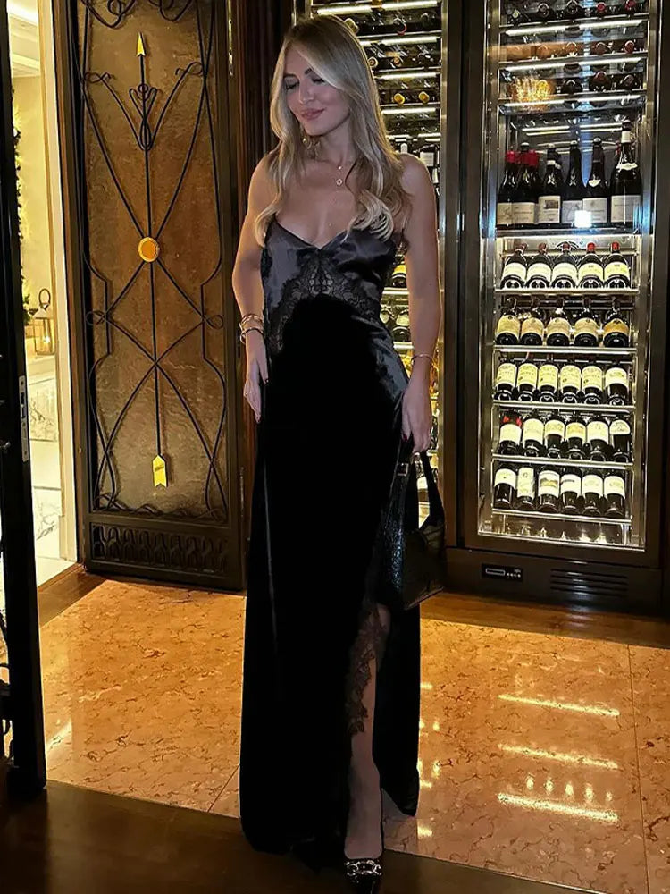 Women Elegant Spaghetti Velvet Maxi Dress Fashion Sexy Sleeveless Backless Mesh Patchwork Robe Female Party Evening Vestidos Fashionable Open-Back Maxi Dress Women Elegant Spaghetti Velvet Maxi Dress Fashion Sexy Sleeveless Backless Mesh Patchwork Robe Female Party Evening Vestidos Fashionable Open-Back Maxi Dress