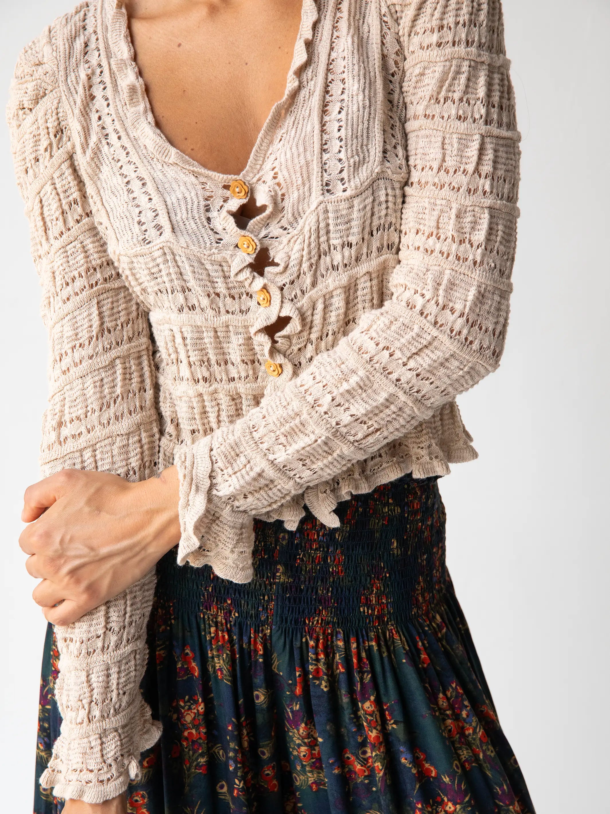 Juliet Ruffle Sweater Top - Cream Lightweight Heavyweight Midweight