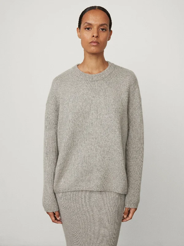 The Lou Sweater Elegant Classic Vintage